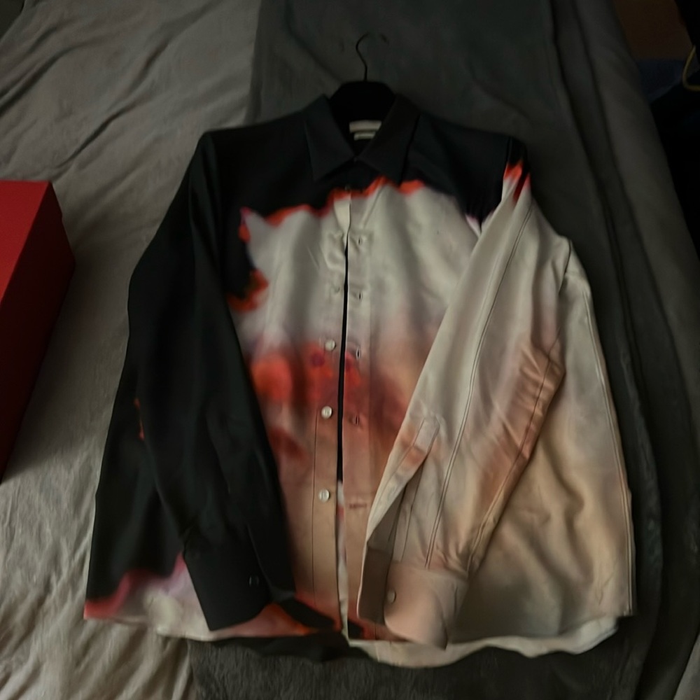 Alexander McQueen (L) men’s ombré dress shirt